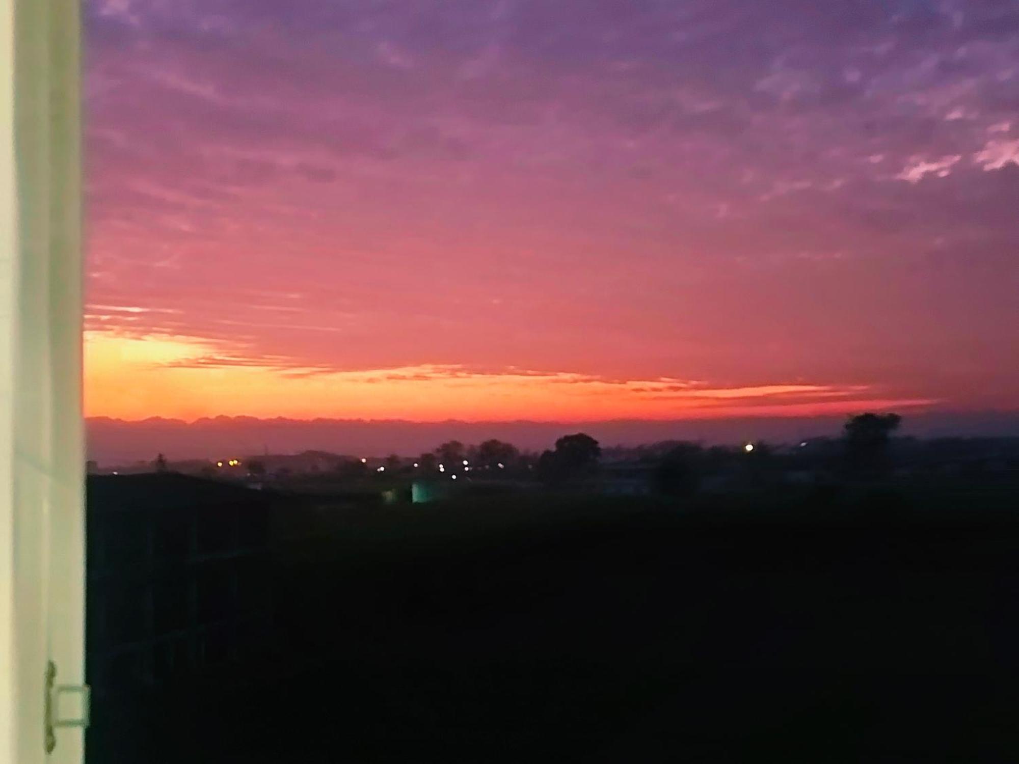 Airport Luxury Nature Homestay- Near Jolly Grant Airport Dehradun Doiwāla Eksteriør bilde